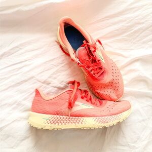 Brooks Women's Athletic Shoes - Coral and Cream